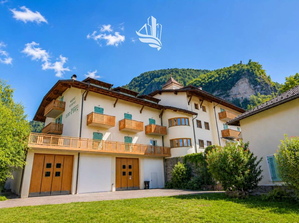 10 room luxury Hotel for sale in Bolzano, Trentino-Alto Adige - Vista 5