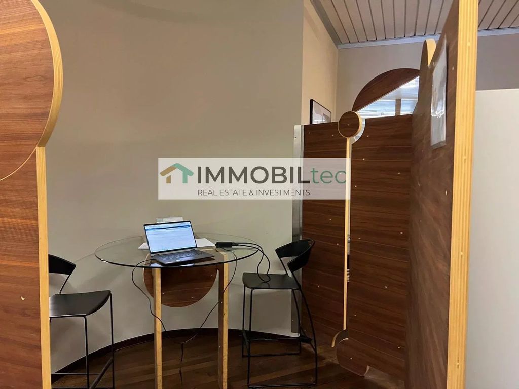 Luxury office for sale, Saronno, Italy - Vista 5