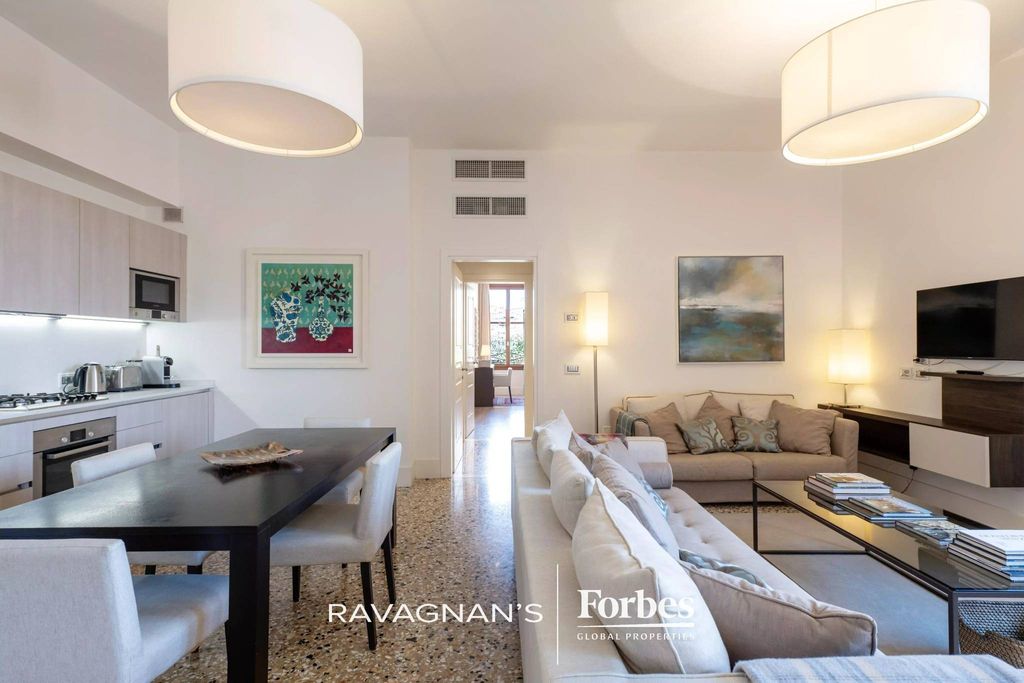 2 bedroom luxury Flat for sale in Venice, Veneto - View 6