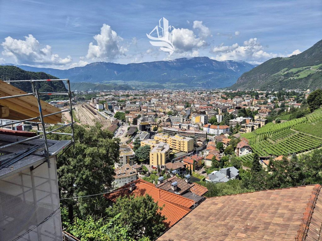 3 room luxury Flat for sale in Bolzano, Italy - Altro