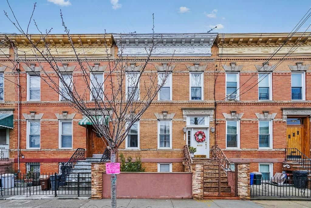 Prestigiosa casa in vendita Ridgewood, Queens, New York 128616467