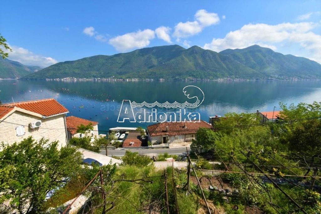 Особняк 193 м2 в продажа Котор, Черногория