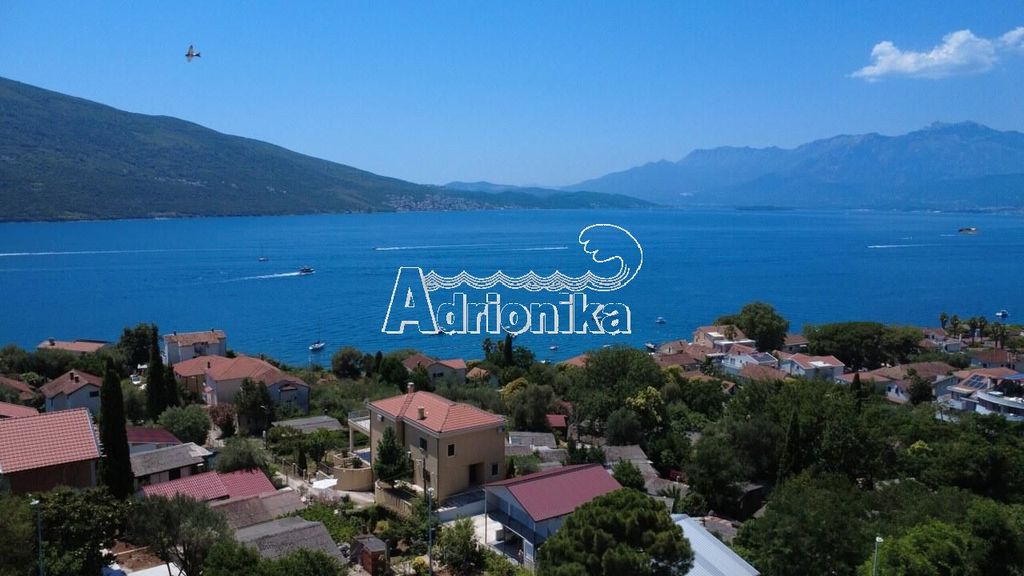 Престижная квартрира 124 м2 в продажа Херцег-Нови, Herceg Novi