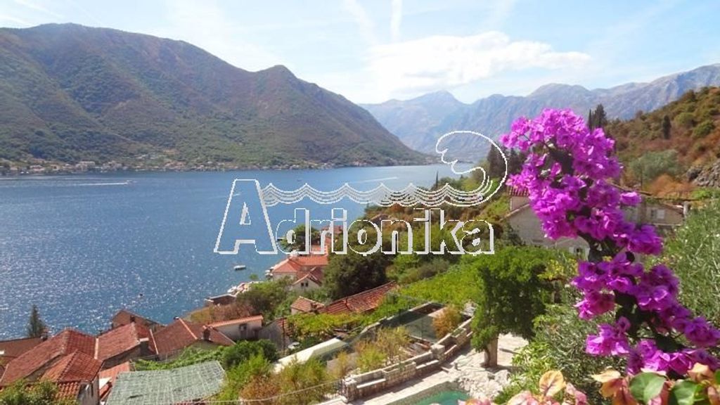 Земельный участок 1180 м2 в продаже - Котор, Kotor
