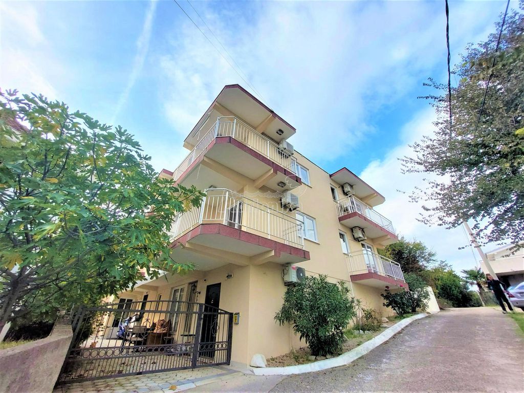 5 bedroom luxury Detached House for sale in Ulcinj, Montenegro