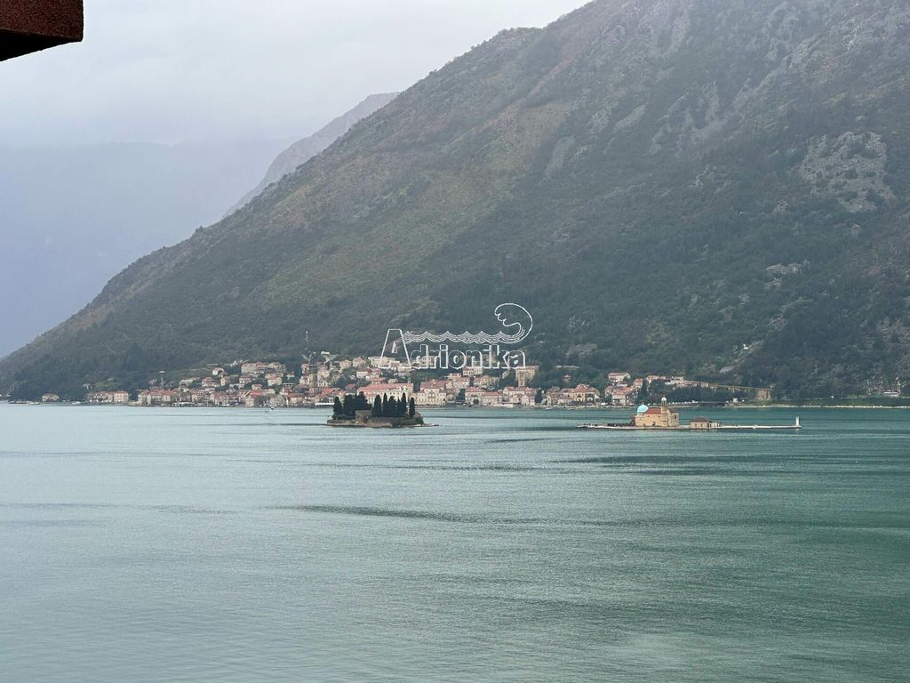 Престижная квартира в продажа Котор, Kotor