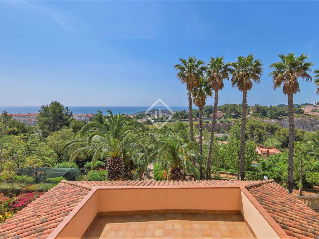 7 room luxury Villa for sale in Tarragona, Spain 127096465