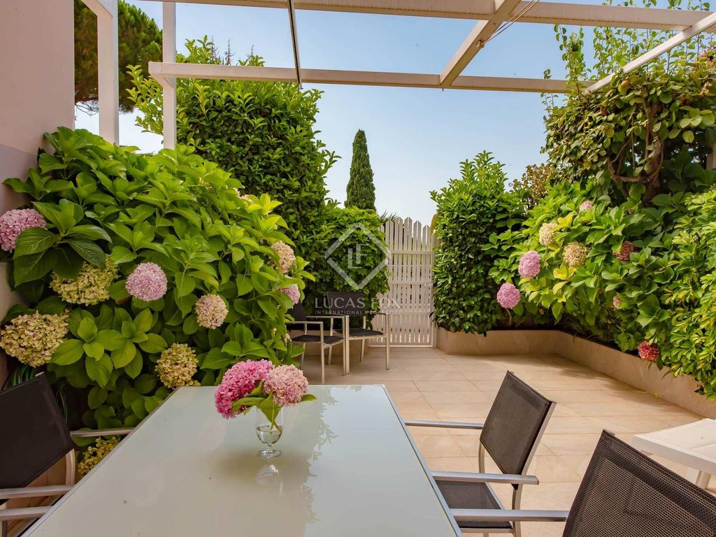 3 room luxury Villa for sale in Platja d'Aro, Spain 127863973