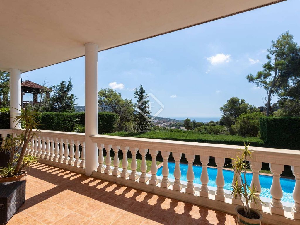 5 room luxury Villa for sale in Cabrils, Spain 109065725