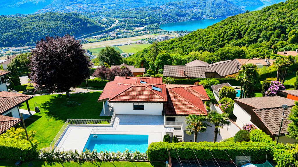 Особняк в продажа Cademario, Cantone Ticino