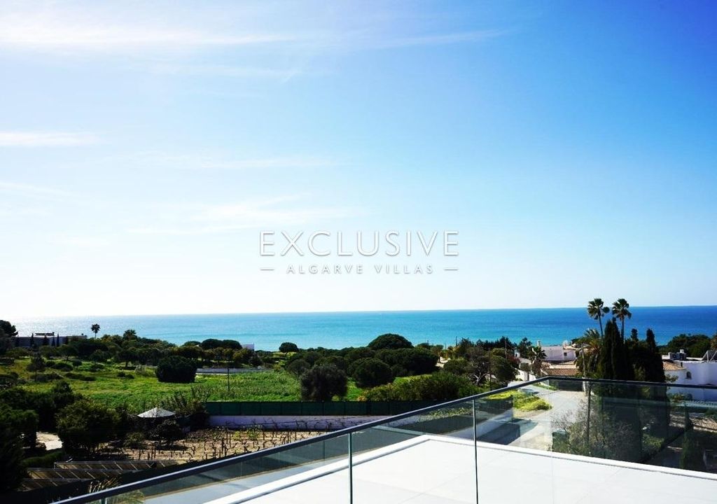 5 bedroom luxury Villa for sale in Albufeira e Olhos de Água, Portugal