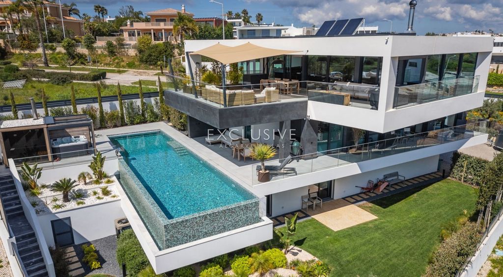 Эксклюзивная вилла 224 м2 в продажа Lagos, Португалия