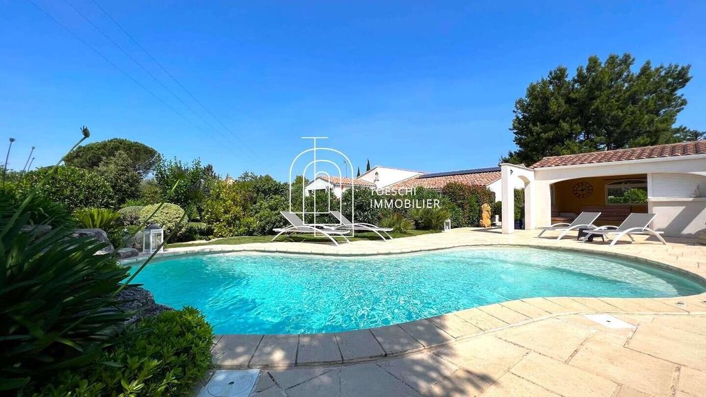 Luxury Villa for sale in Arles, France 129384521