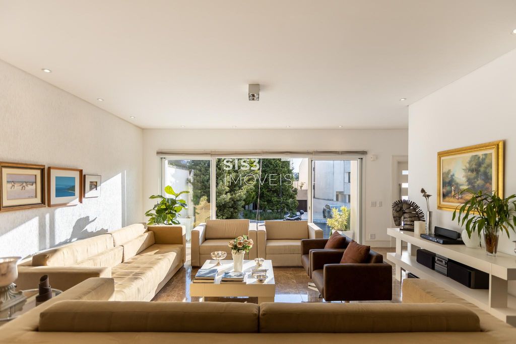 5 room luxury Villa for sale in Curitiba, Estado do Parana 126748405