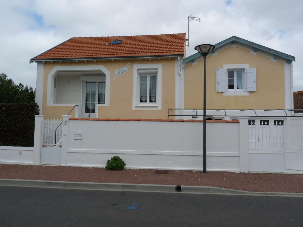 Villa de luxe de 5 pièces en vente Fouras, France 128704736
