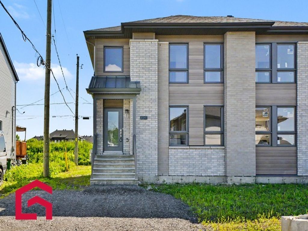 Элитный Загородный дом 8 Комнаты, в продажа Rue du Muscat, Sainte-Marthe-sur-le-Lac, Laurentides, Québec