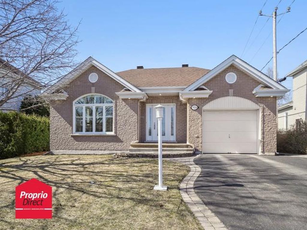 Rue LomerGouin, VaudreuilDorion, Québecの 6部屋 売却ハイグレード・カントリーハウス