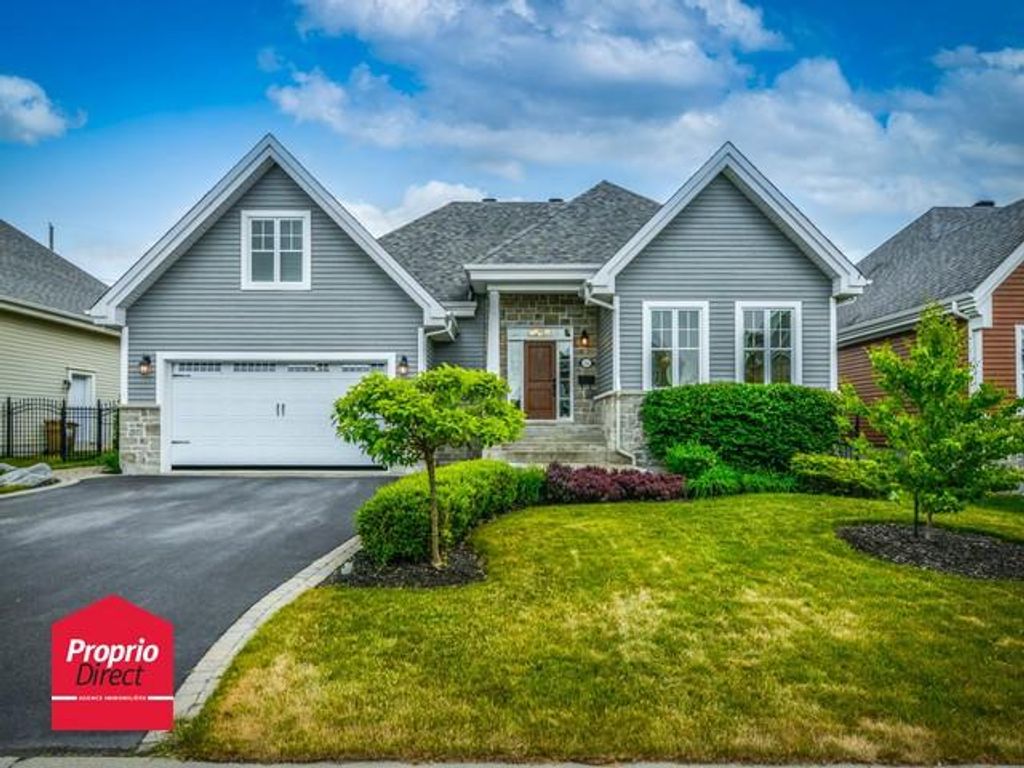 Exclusive country house for sale in Rue GabrielleMessier, MontSaint