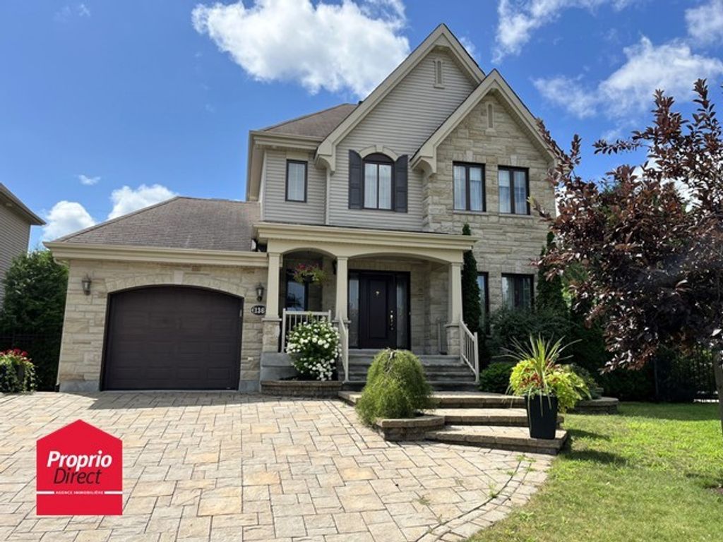 3 bedroom exclusive country house for sale in Rue Racine, Pincourt