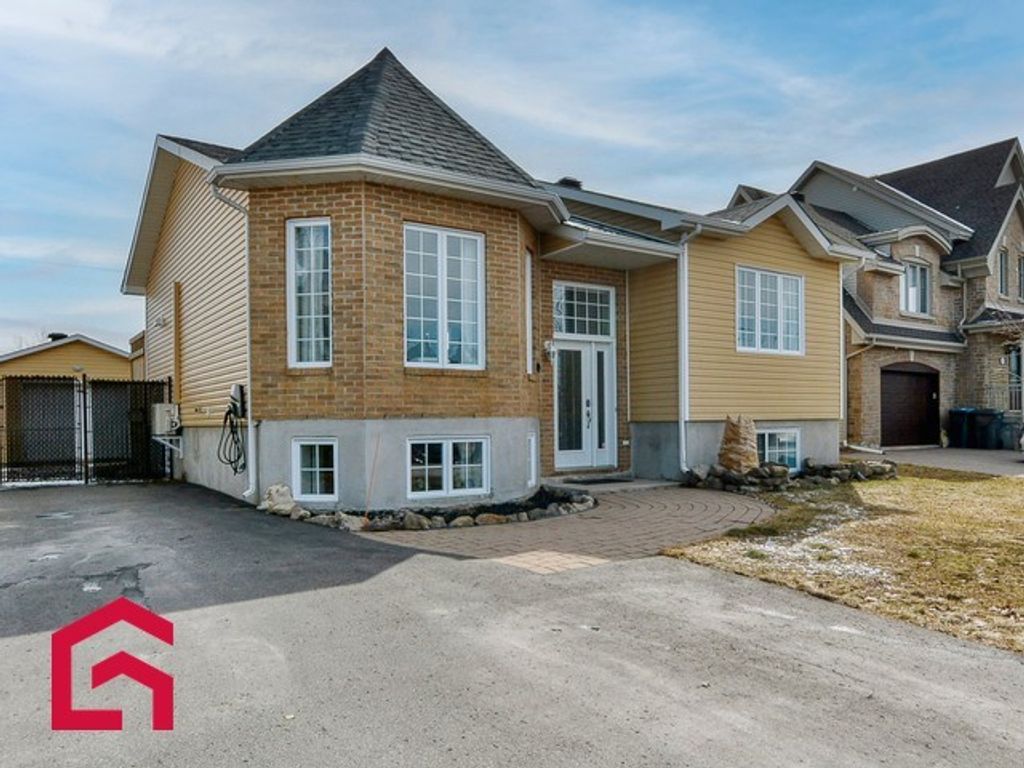 Элитный Загородный дом 8 Комнаты, в продажа Rue des Bouleaux, Sainte-Marthe-sur-le-Lac, Québec