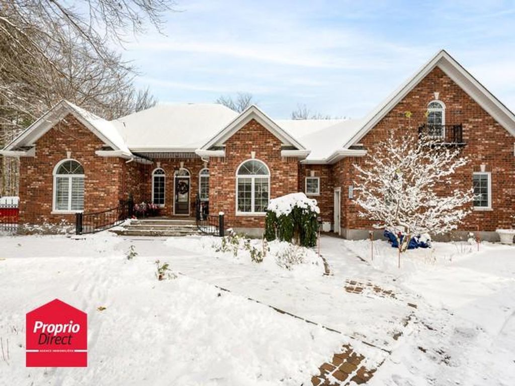 Lussuoso casale in vendita Rue de l'Étrier, SaintLazare, Montérégie, Québec 128238514