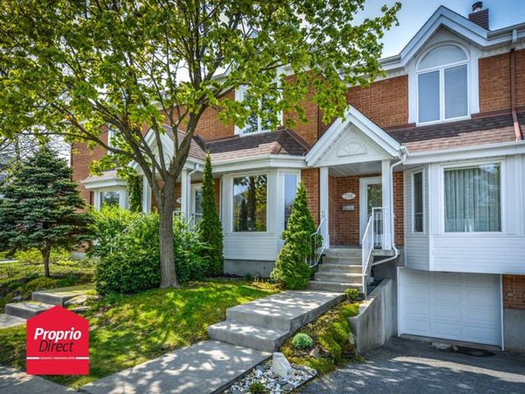 Casa de campo de alto standing de 114 m2 en venta Rue de Namur, Saint