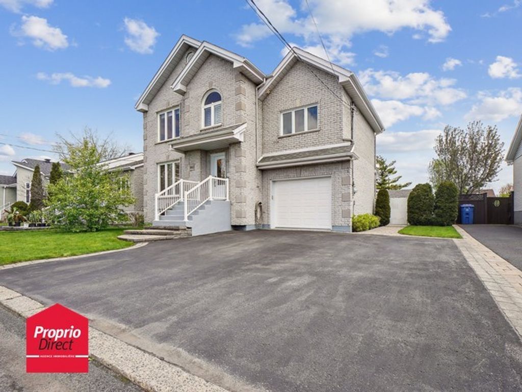 13 room exclusive country house for sale in Rue Lavoie, Longueuil