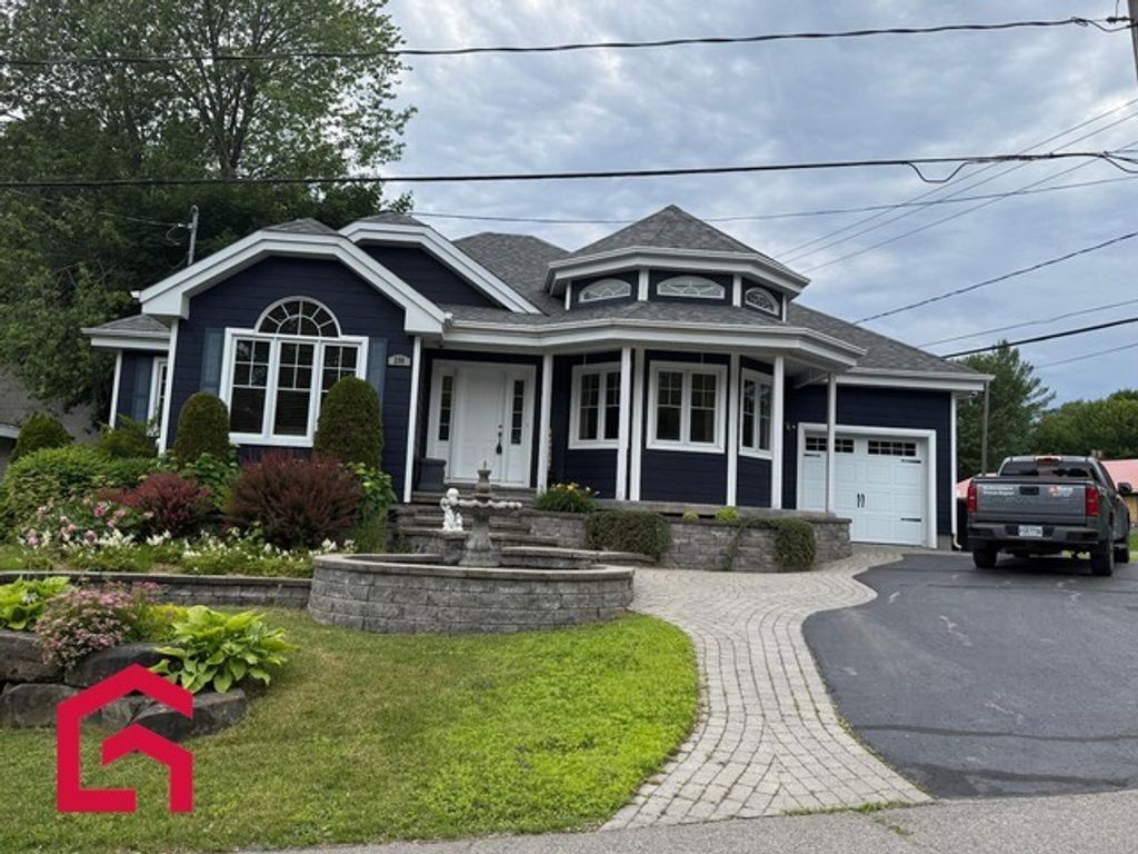 Элитный Загородный дом 13 Комнаты, в продажа 8e Avenue, Terrebonne, Lanaudière, Québec