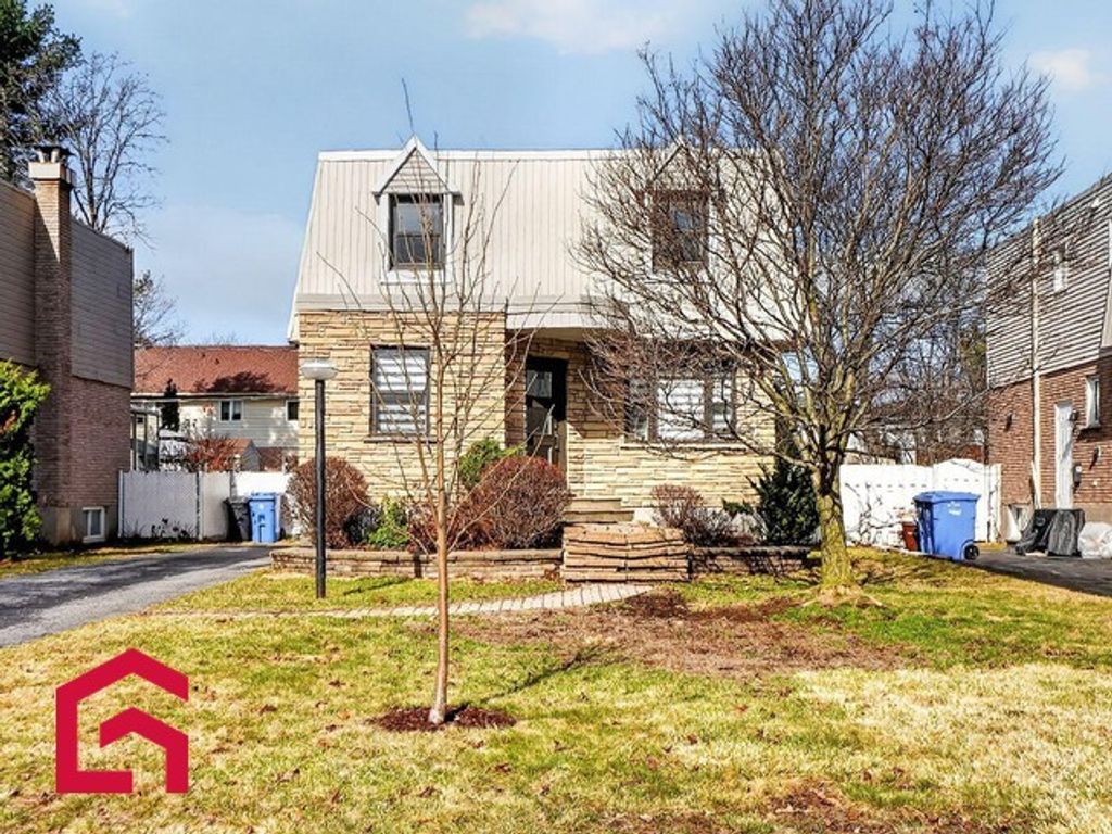 Элитный Загородный дом 11 Комнаты, в продажа Rue Bourgeoys, Longueuil, Québec