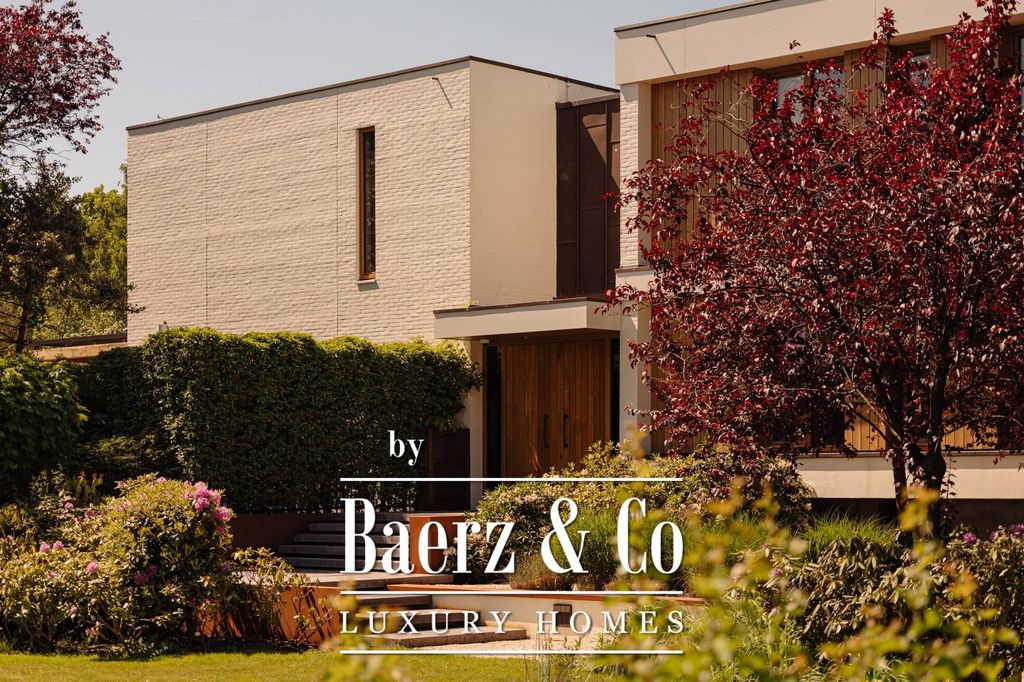 Престижная вилла 717 в продажа, Zuidelijke Wandelweg, Амстердам, Северная Голландия