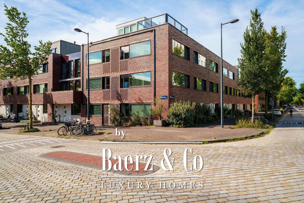 Элитный Особняк 4 Спальни, в продажа Peter Martensstraat, Амстердам, Gemeente Amsterdam, Северная Голландия