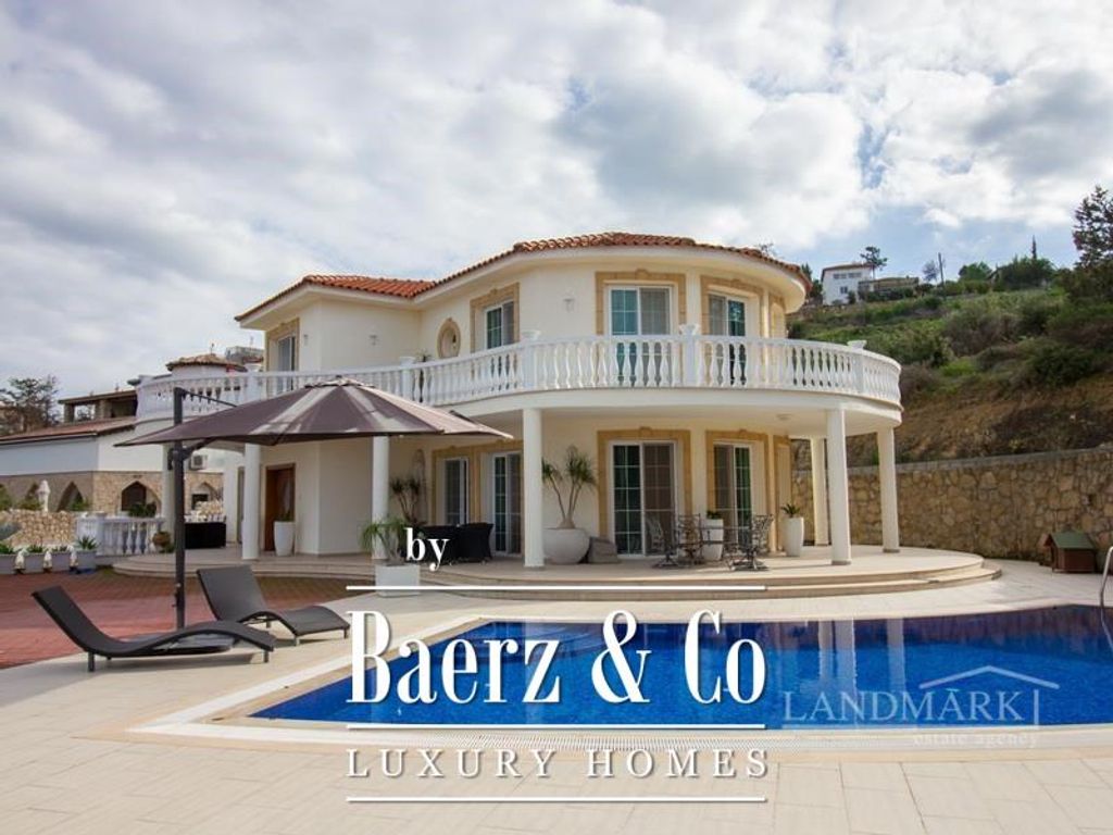 6 room luxury Villa for sale in Kyrenia, Cyprus 128598571
