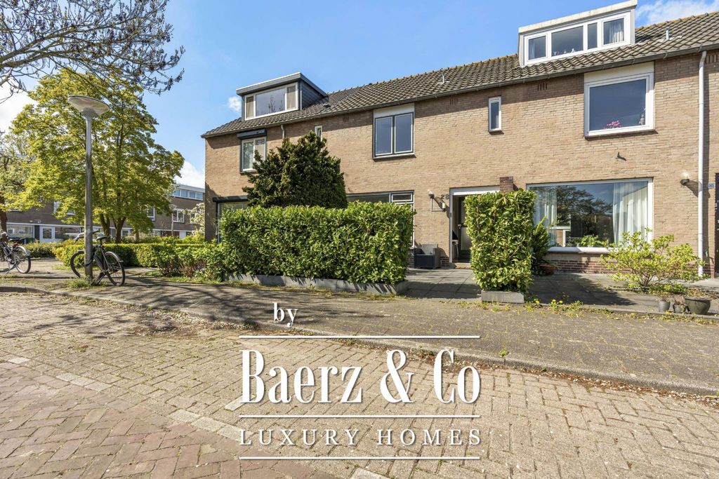 Элитный дом в продажа Straat van Magelhaens, Амстелвин, Gemeente Amstelveen, Северная Голландия