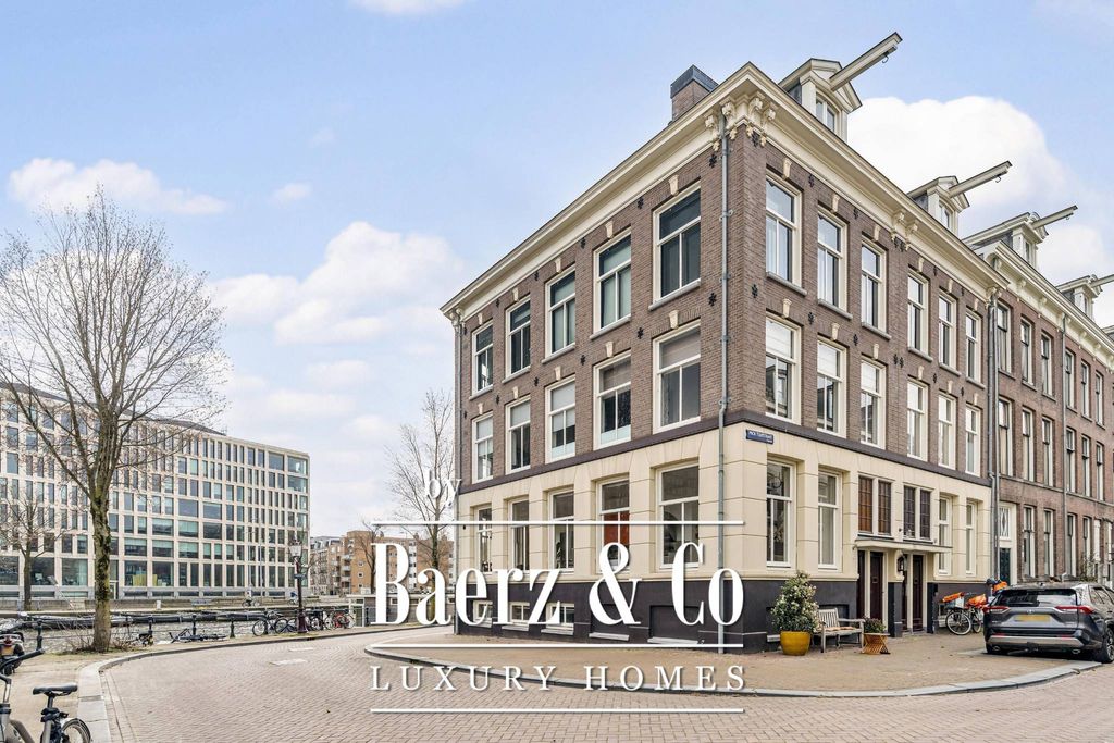 Элитная квартира 101 м2 в продажа Prof. Tulpstraat, Амстердам, Северная Голландия