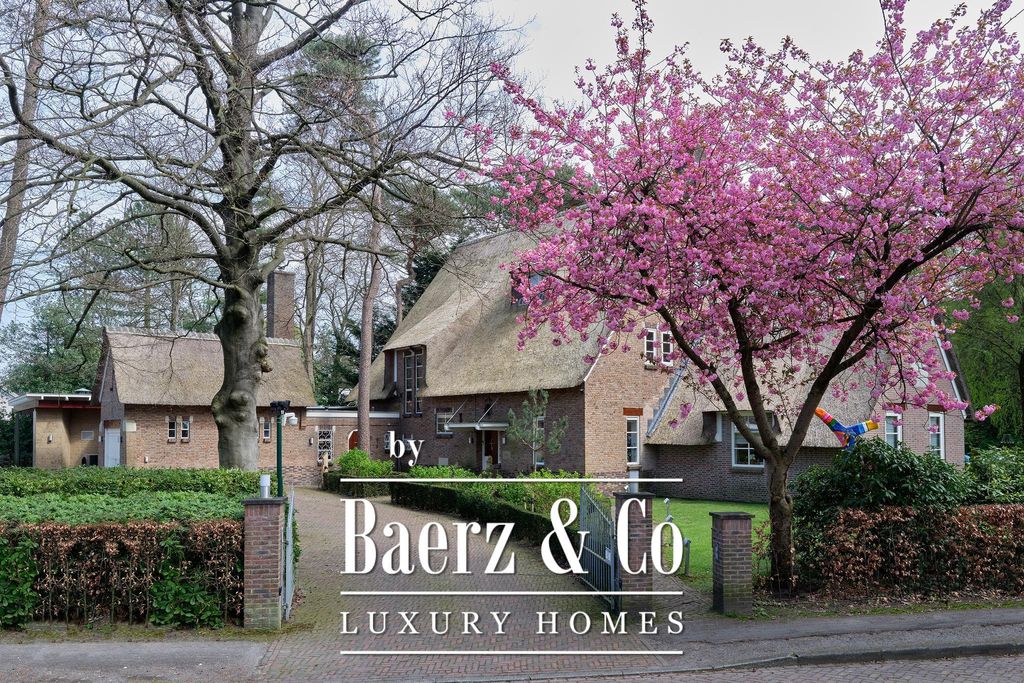 Luxuriöser 7 Schlafzimmer Landsitz zu verkaufen Montenspark, Breda