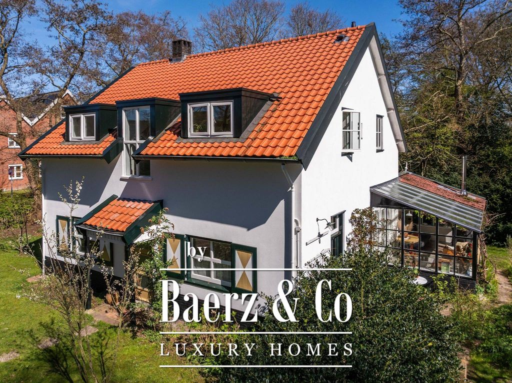 Эксклюзивная вилла в продажа Natteweg, Bergen, Северная Голландия