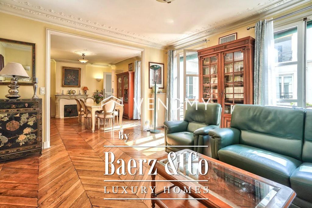 3 room luxury Apartment for sale in 75008, ChampsElysées, Madeleine