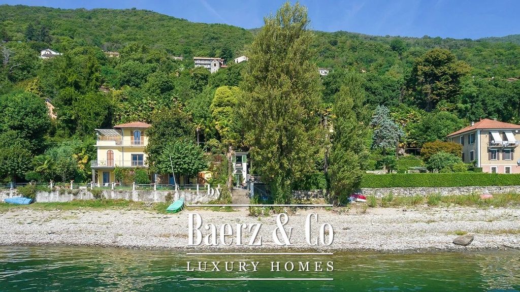 Prestigiosa villa di 250 mq in vendita 28824, Oggebbio, Verbano-Cusio-Ossola, Piemonte