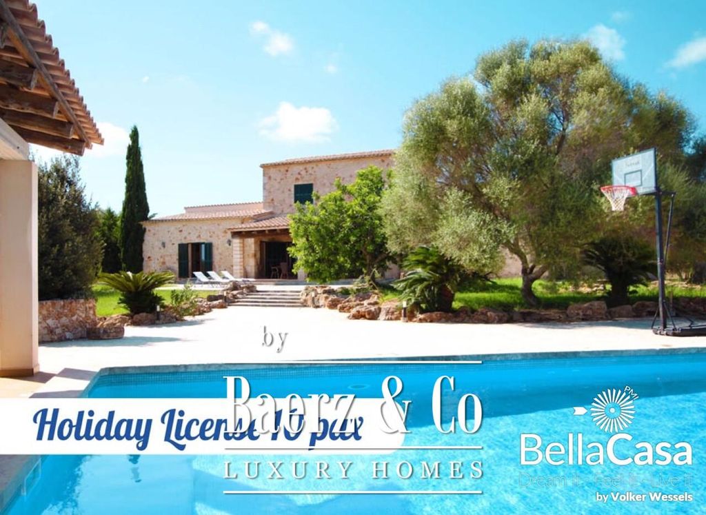 9 room luxury Farmhouse for sale in es Llombards, Balearic Islands