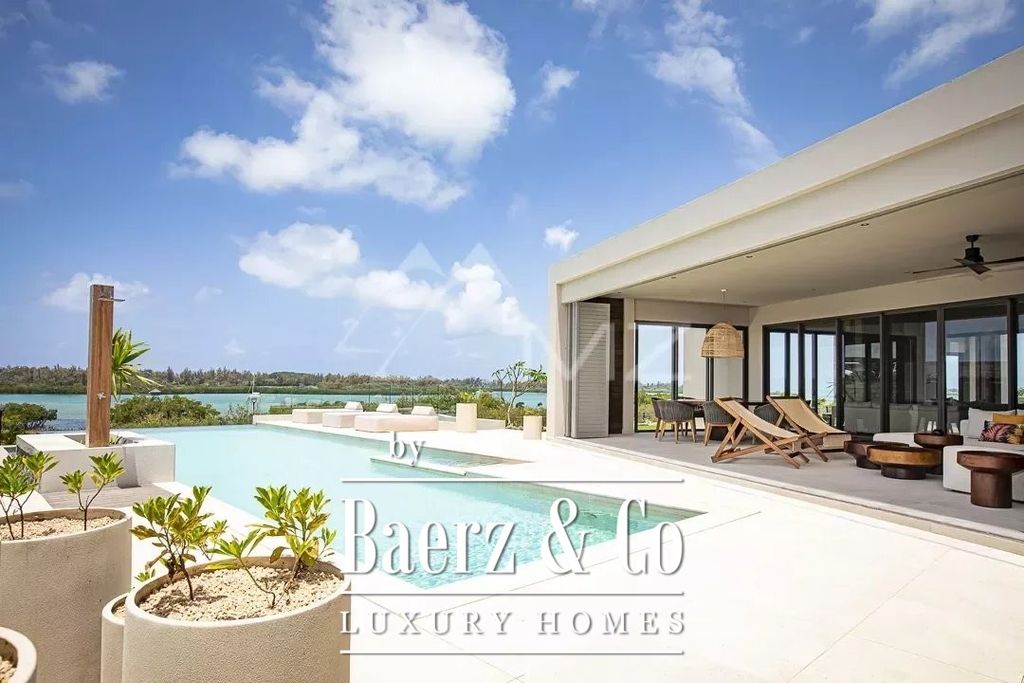 Luxury Villa for sale in 61001, Beau Champ, Savanne District