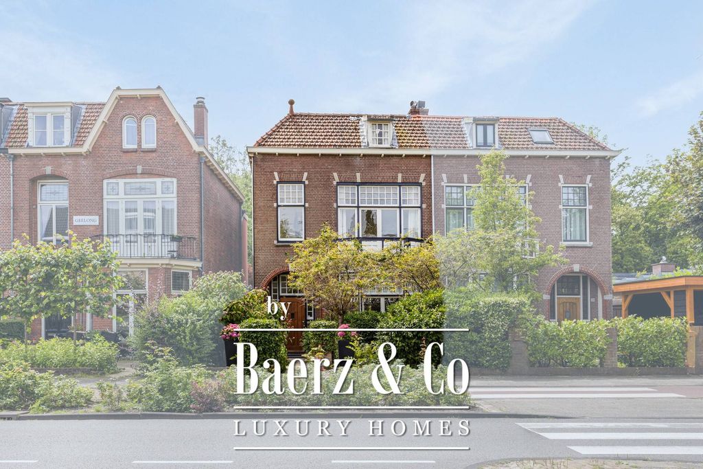7 room luxury mansion for sale in Rijnsburgerweg, Leiden, Gemeente