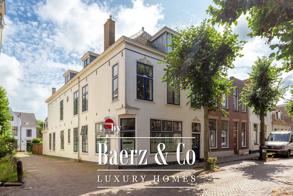 8 room luxury mansion for sale in Voorstraat, Noordwijk aan Zee, Gemeente Noordwijk, South