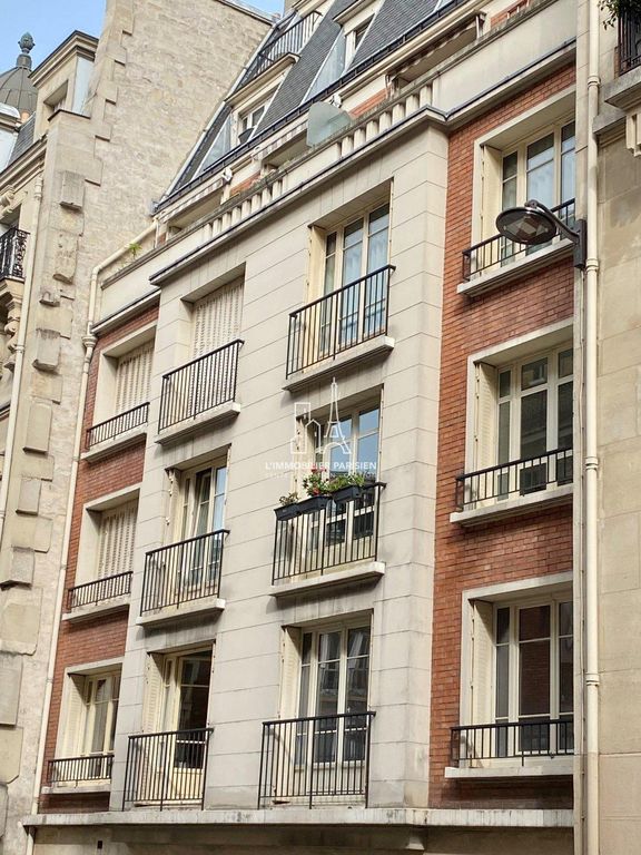 Piso de lujo en venta en Montmartre, Abbesses, GrandesCarrières