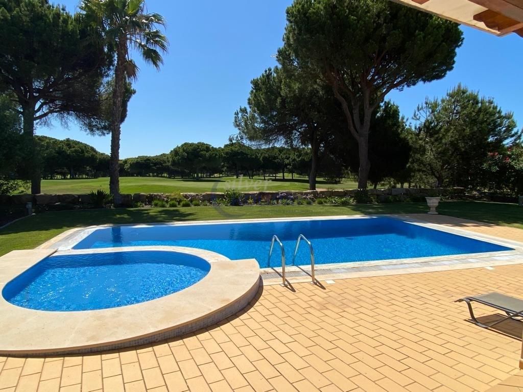 Villa / Chalet de lujo de 280 m2 en venta en Vila Sol, Vilamoura, Faro