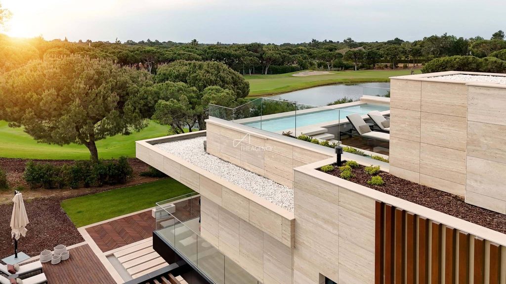 Престижная вилла в продажа Quinta do Lago, Distrito de Faro