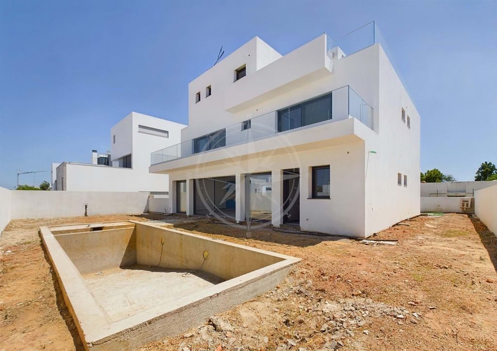 6 bedroom luxury Villa for sale in Tavira, Portugal 129094461