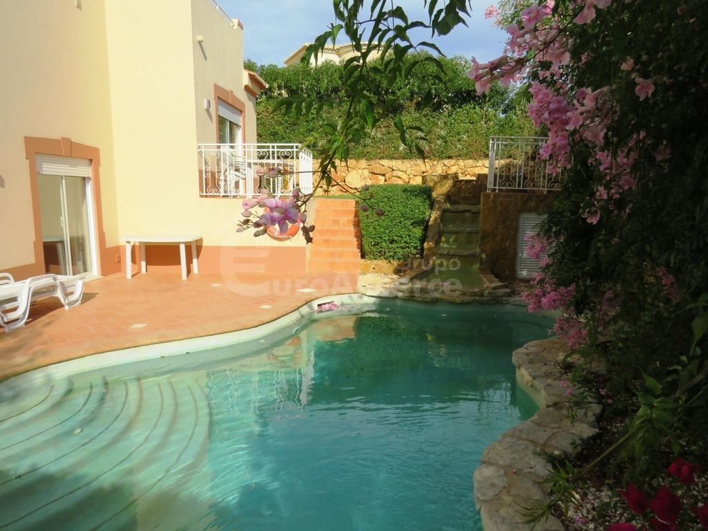 Luxury Villa for sale in Portimão, Distrito de Faro 121294485