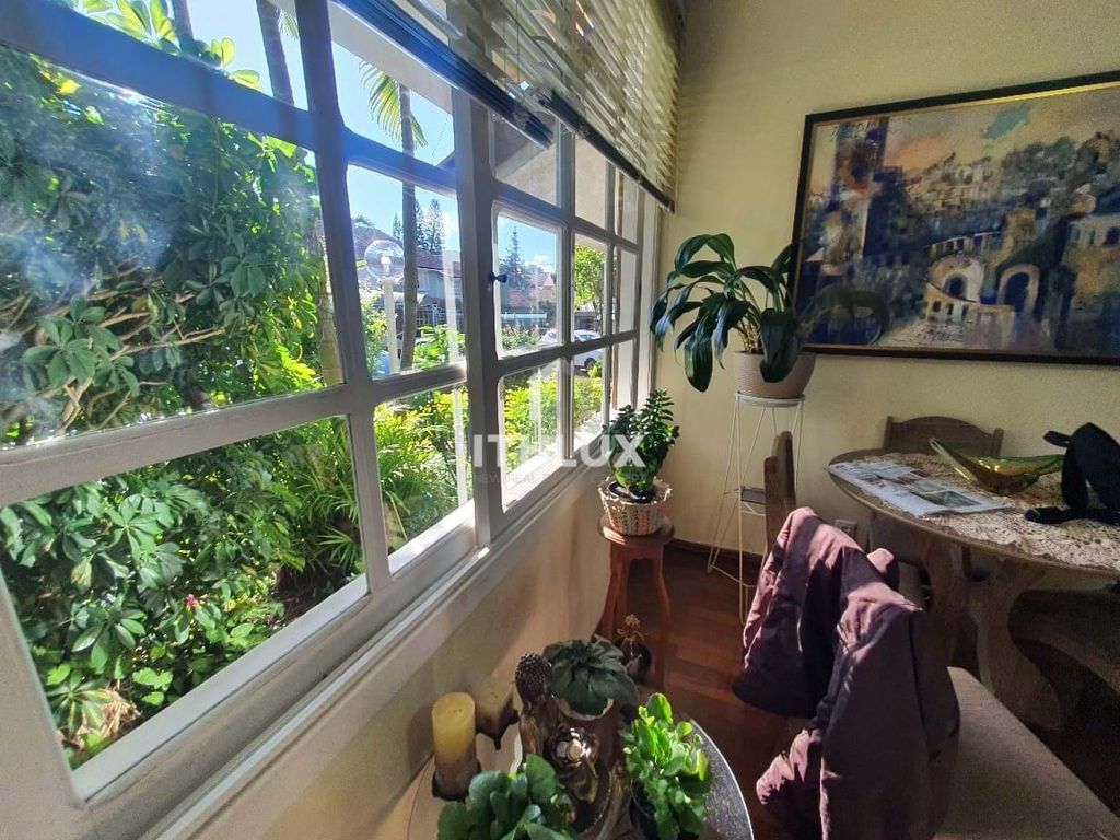 À venda Exclusiva casa geminada de 79 m2, Porto Alegre, Rio Grande do Sul