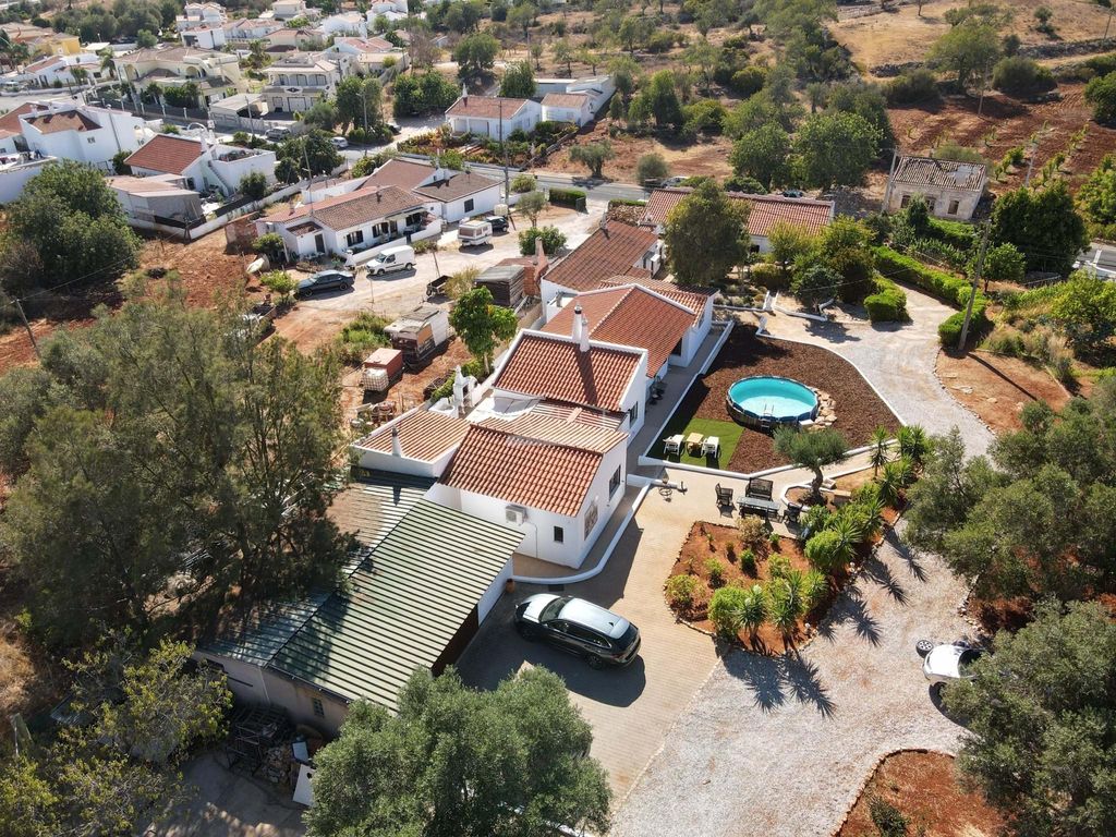 Luxuriöse 7 Schlafzimmer Villa zu verkaufen in Albufeira e Olhos de