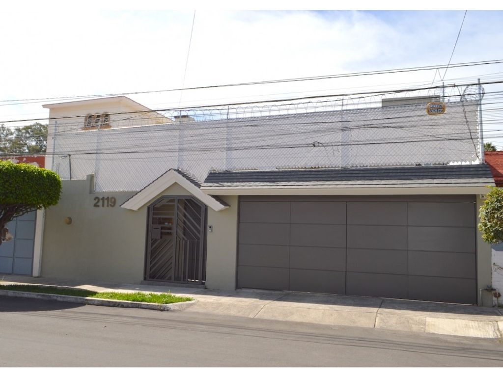 9 bedroom luxury House for sale in Zapopan, Mexico 128500302